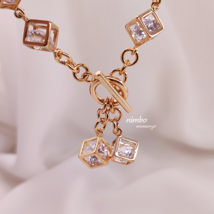 دستبند مکعبی