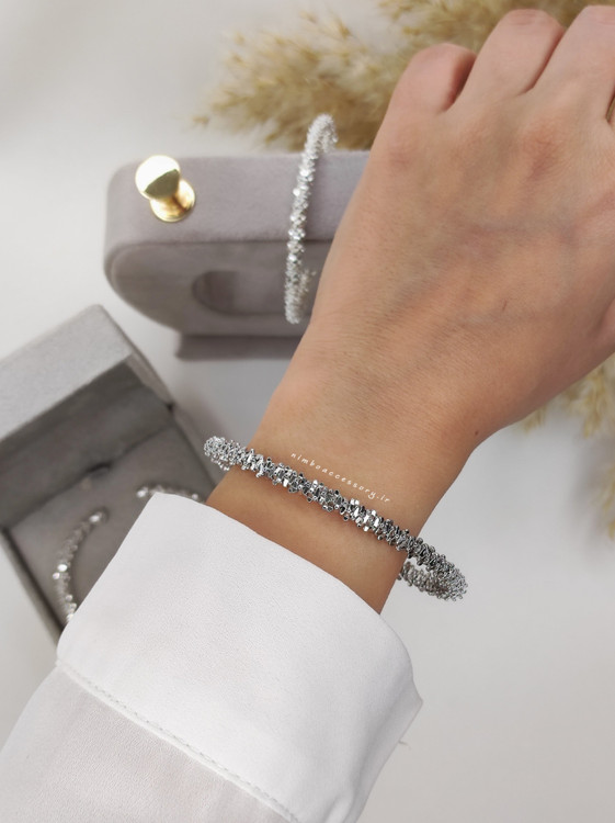 بنگل خاویاری نقره ای