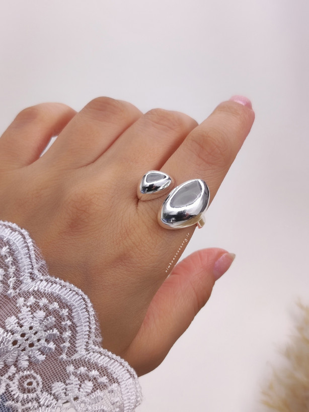 انگشتر مینیمال دو گوی نقره ای
