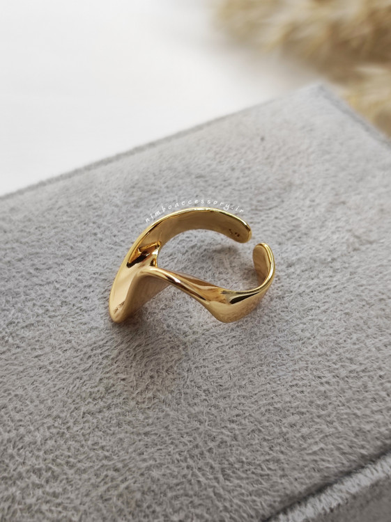 انگشتر مینیمال موج طلایی