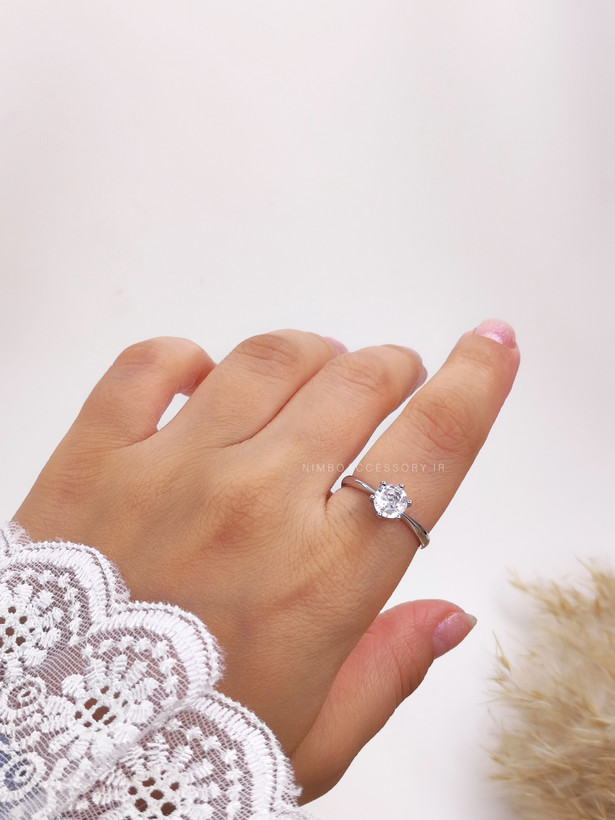 انگشتر جواهری نامزدی