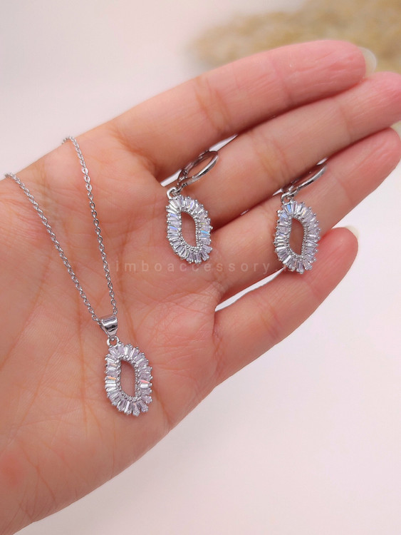 نیمست نگین دار