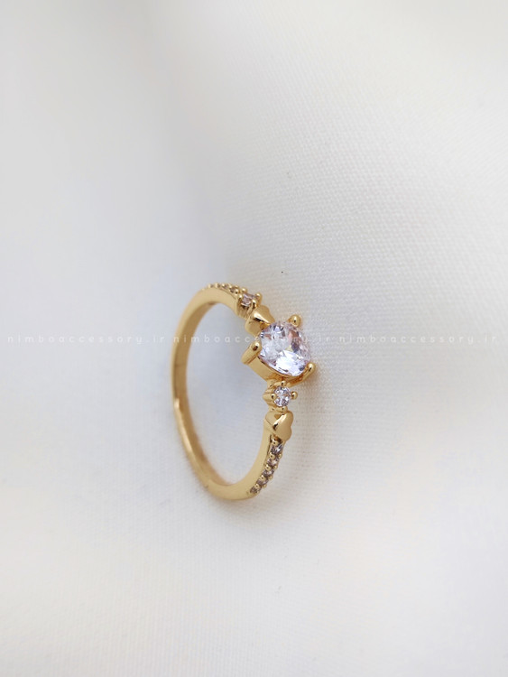 انگشتر ظریف نگین دار