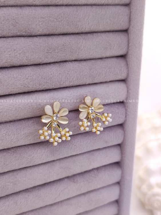 گوشواره گل و شکوفه