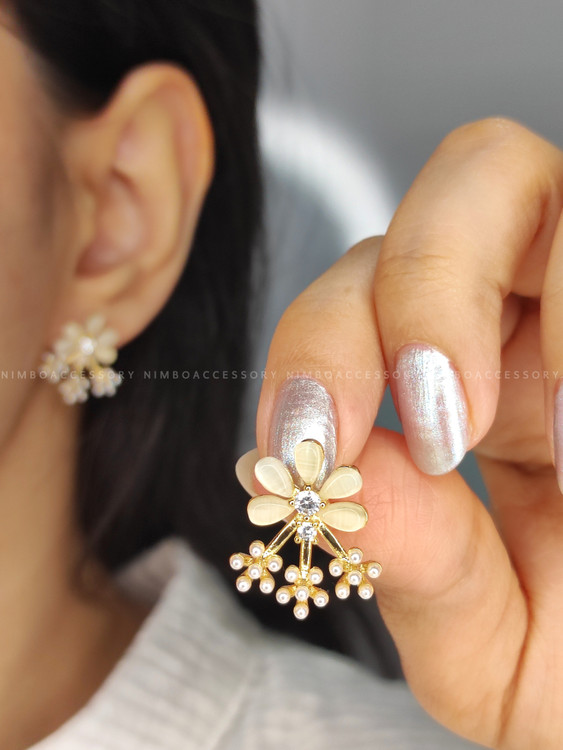 گوشواره شکوفه مجلسی