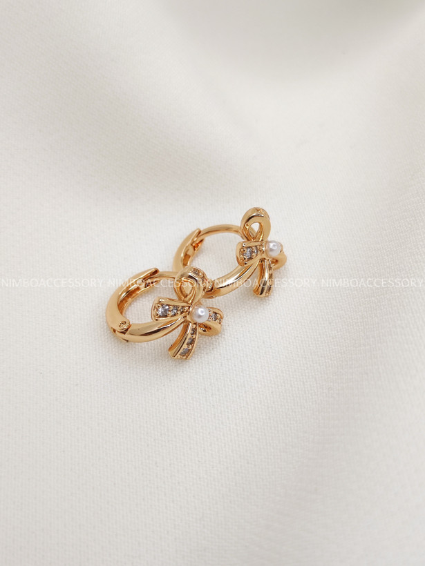 گوشواره پاپیون