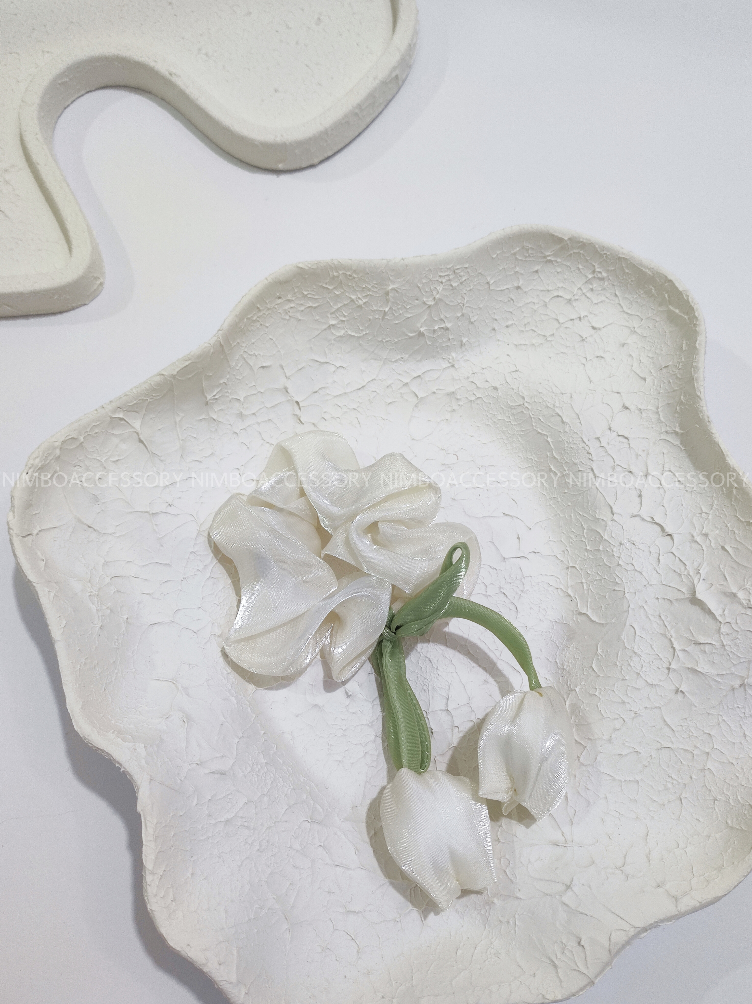 کش مو لاله سفید