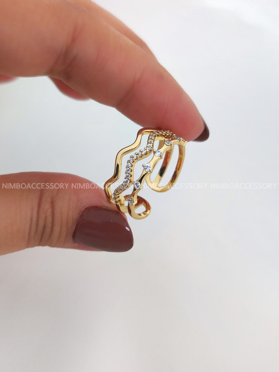 انگشتر طلایی