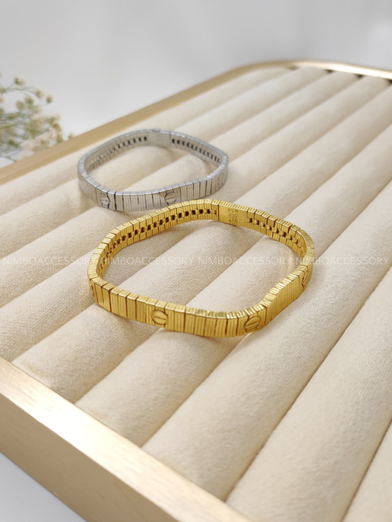 دستبند های کپی کارتیه