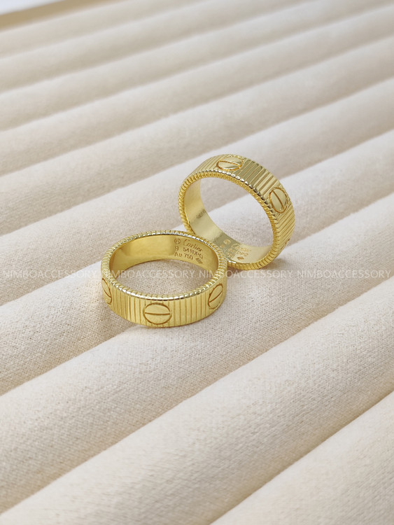 انگشتر طلایی کارتیه لاو